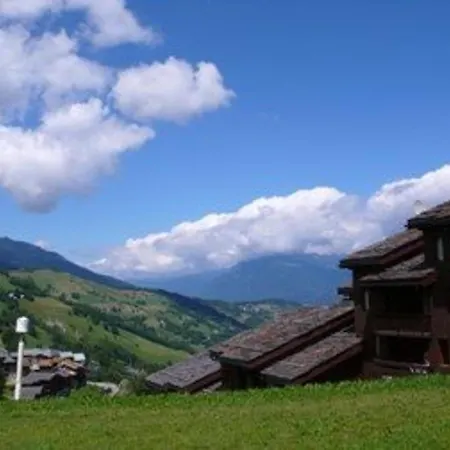 Cosy Avec Terrasse, Acces Direct Pistes, Animaux Acceptes, Parking En Option - Fr-1-291-737 *